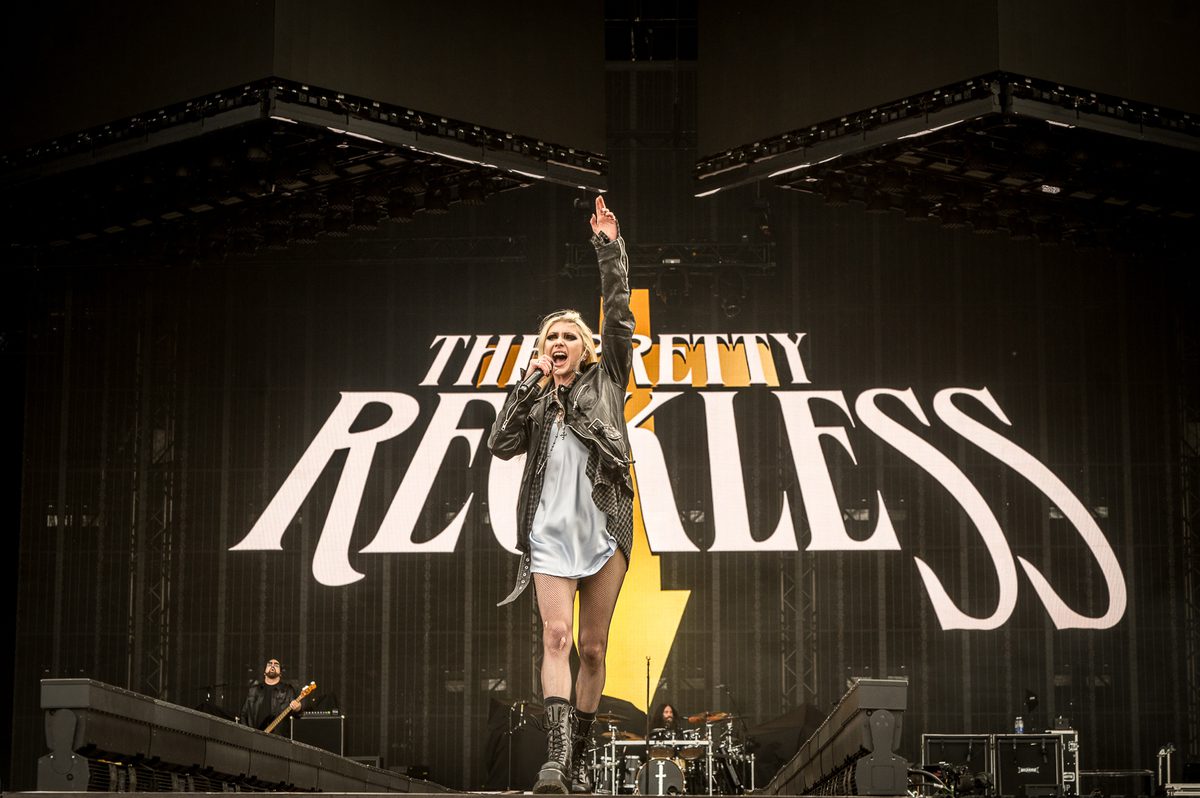 Pretty Reeckless Watch The Pretty Reckless’ “out of control” new video for… | Kerrang!